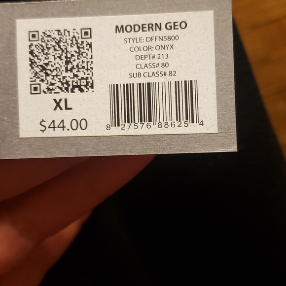 🌼Daisy Fuentes Skirt NWT Org. $44 - Picture 4 of 6